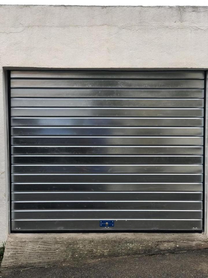 Stores verticaux Marseille